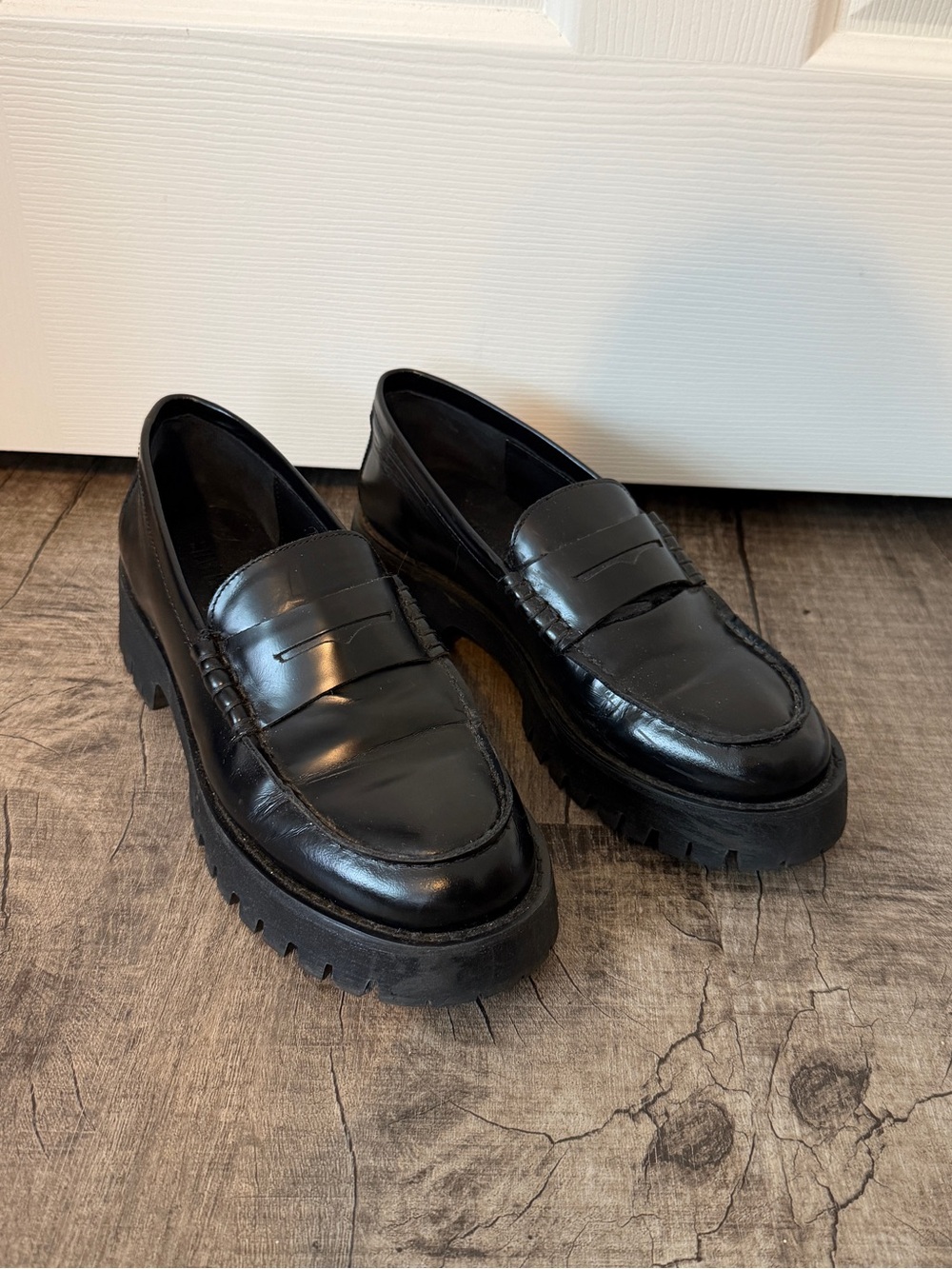 Steve Madden Women's Langsten Lug-Sole Tailored Loafers